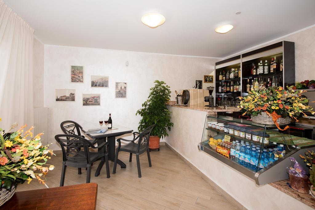 Residence Oleandro Pietra Ligure Luaran gambar