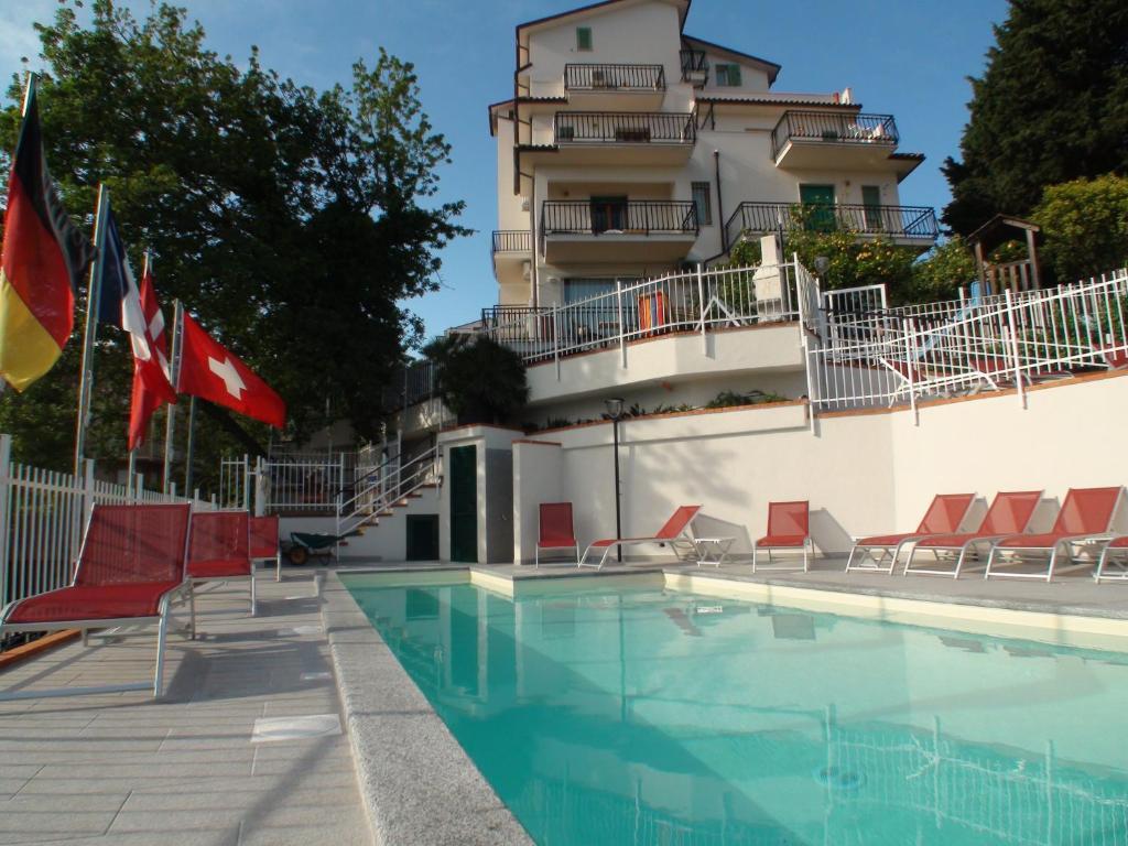 Residence Oleandro Pietra Ligure Luaran gambar