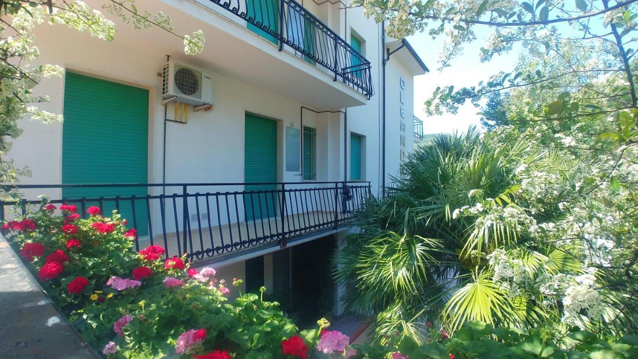 Residence Oleandro Pietra Ligure Luaran gambar